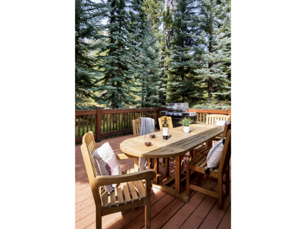 Jackson Hole Four Bedroom Lovely Walk to Teton Village